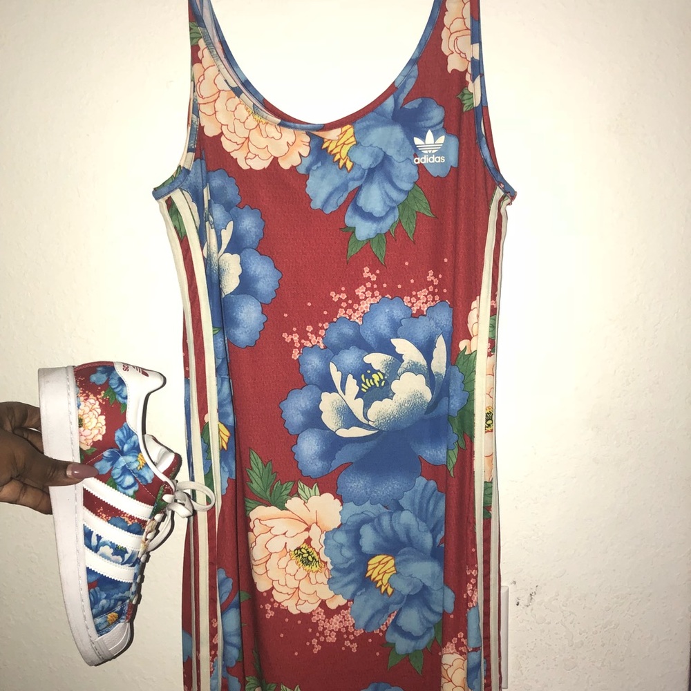 Adidas original farm set